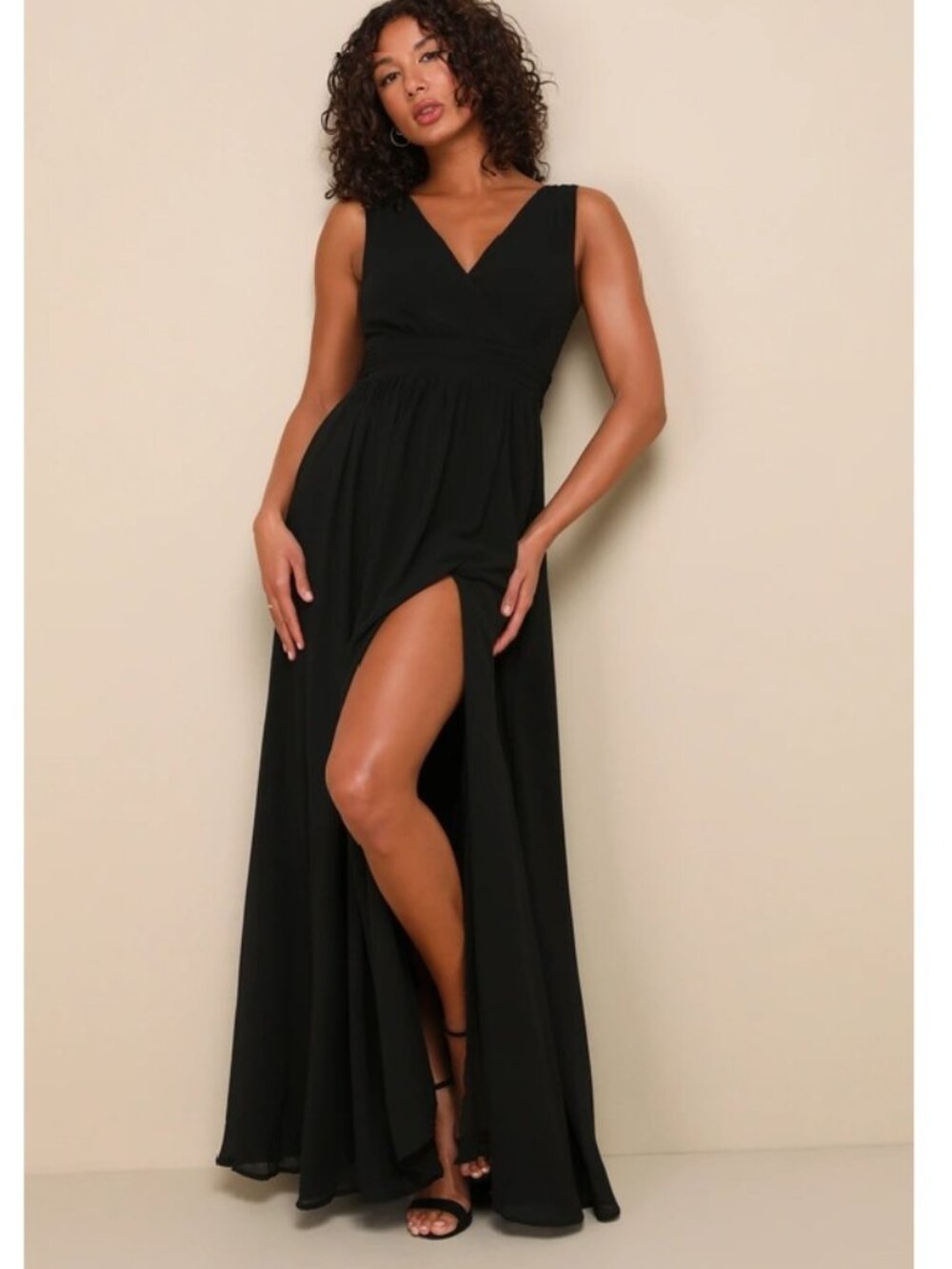 Lulu's Thoughts of Hue Black Surplice Dress Small